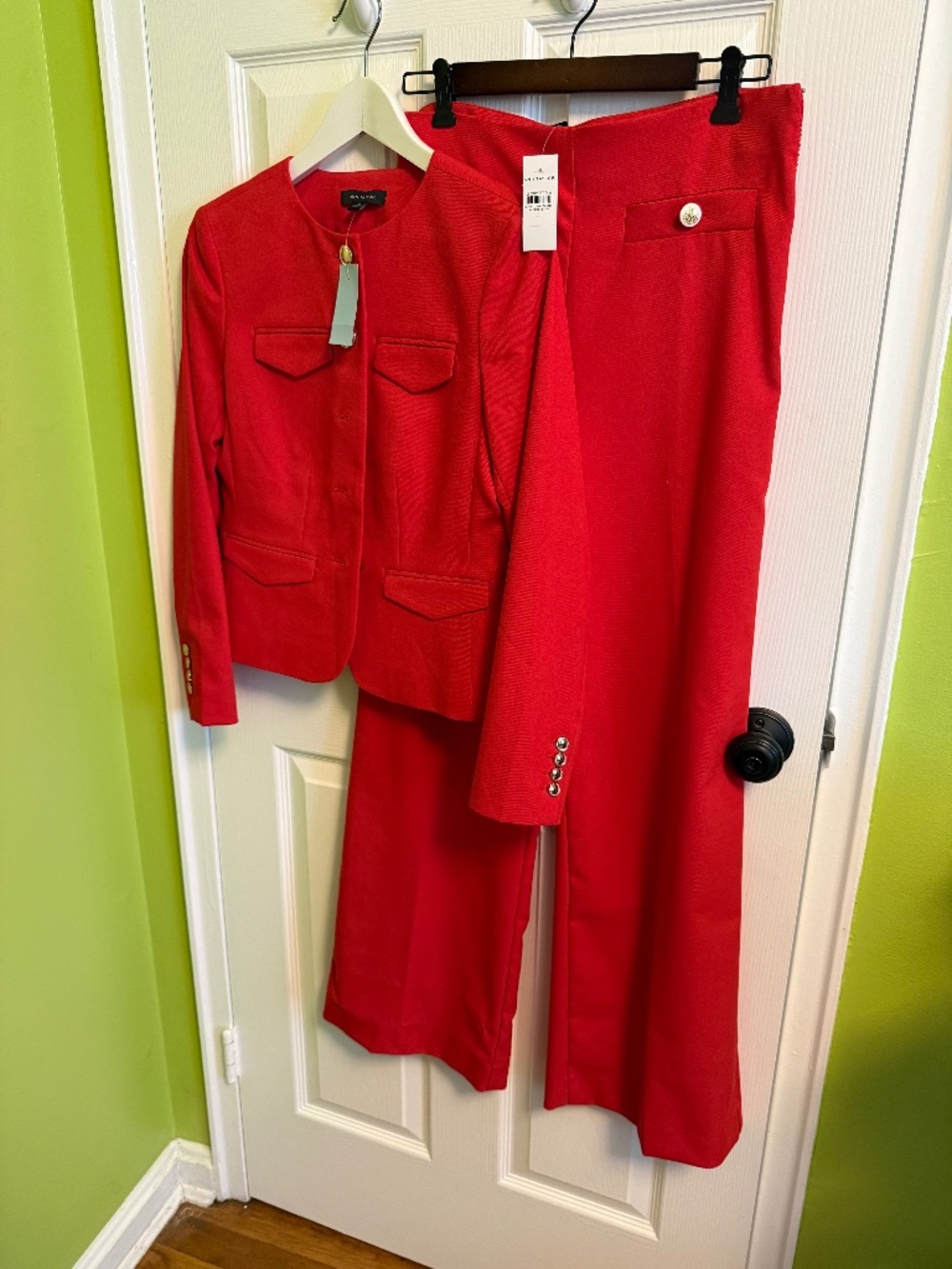 Red suit